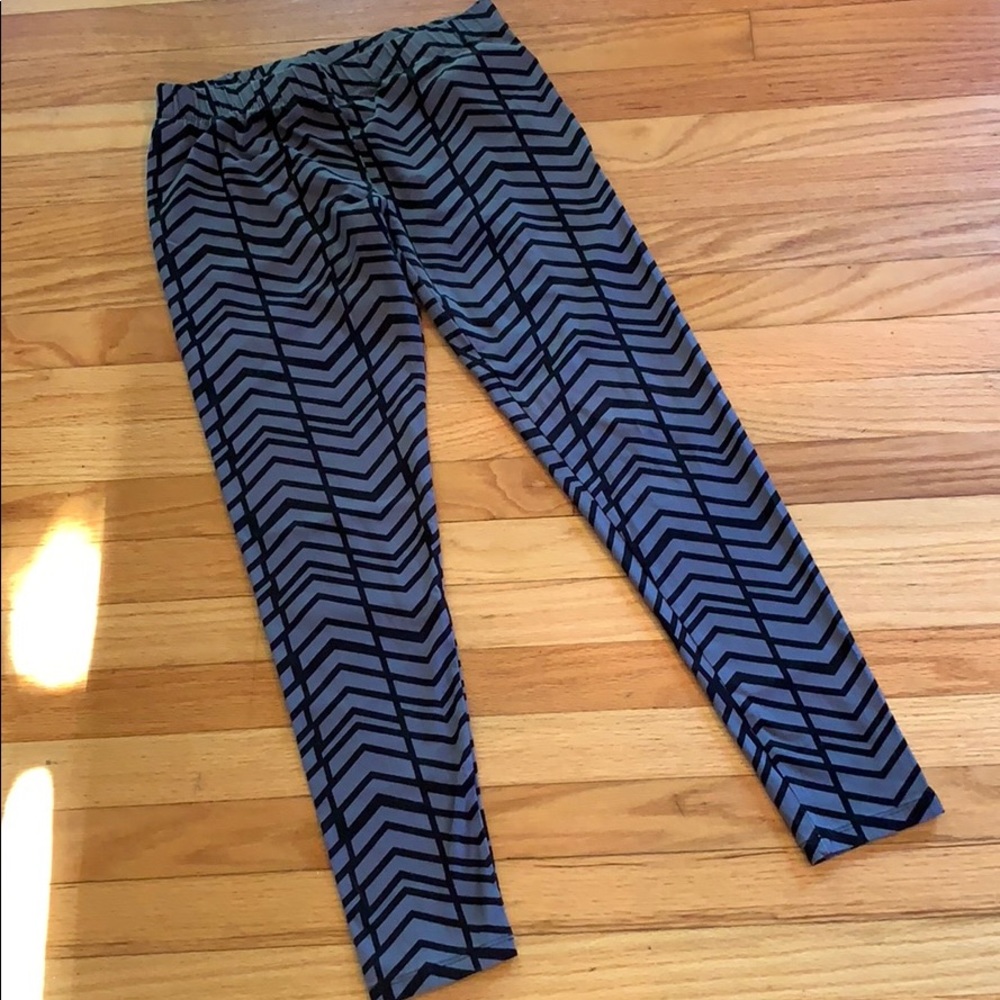 Threads 4 Thought Leggings